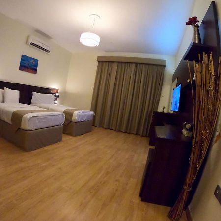 Weekend Hotel & Apartments Muscat Exterior foto