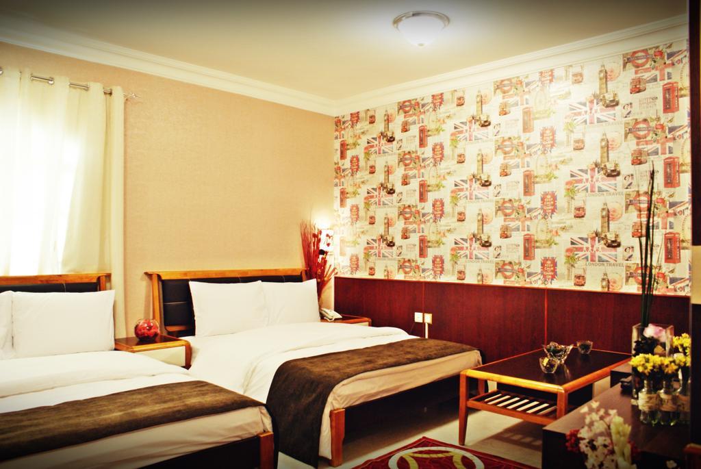 Weekend Hotel & Apartments Muscat Exterior foto
